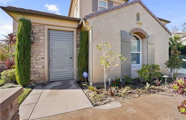 4291 White Hawk photos photos