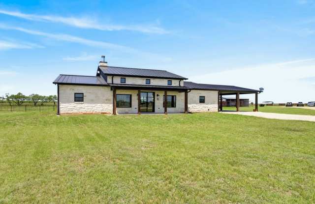 Prestige Modern Ranch Estate with Elite Equestrian Facilities in Perrin ISD Gallery 1