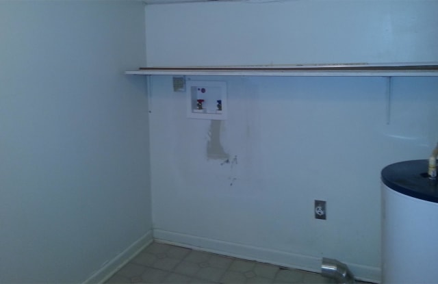 116 Eleta Dr. - 116 Eleta Drive, Red Bank, SC 29073