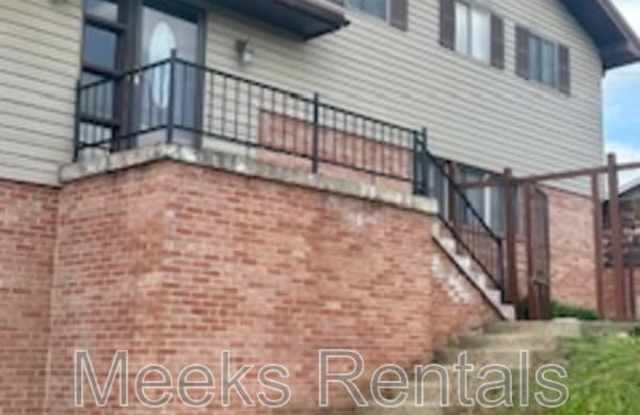 1118 Montrose Dr photos photos