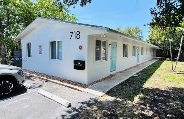 718 SE 13th St photos photos