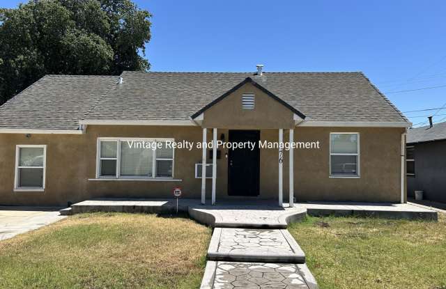 New On The Rental Market This Nice Single Story 3 Bedroom Home!!! photos photos