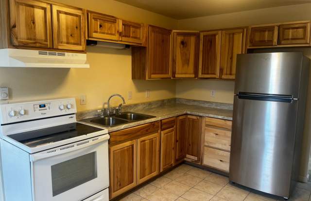 Pre-Leasing- House For Rent In Brush! photos photos