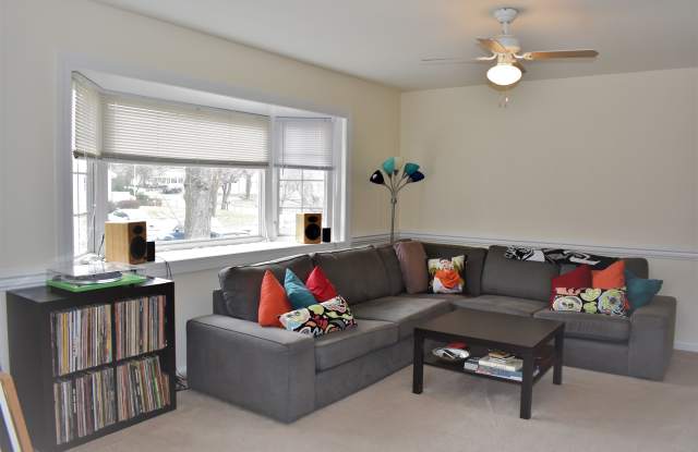 1327 Coral Sea Dr Gallery 2