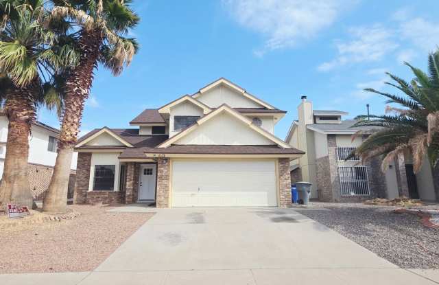 Charming 3 bedroom, 2.5 bath home in West El Paso! photos photos