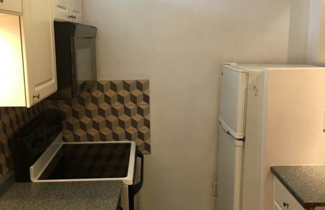 Large studio near bmc photos photos