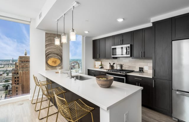 7SEVENTY7 photos photos