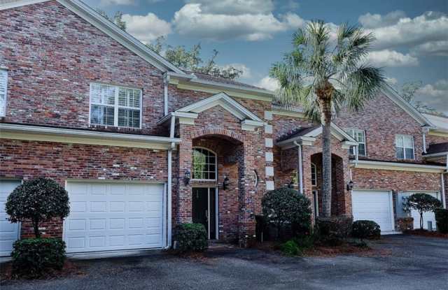 110 N Palm Villas Court - 110 N Palm Villas Ct, St. Simons, GA 31522