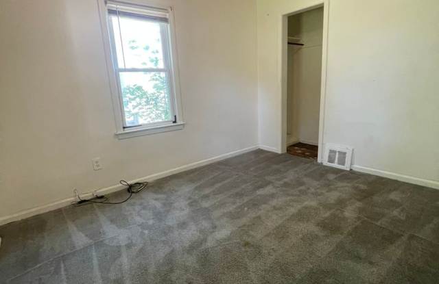 Lovely 3-Bedroom 1 Bath Bungalow-Full Basement & Fenced Yard- $1200/month photos photos Lovely 3-Bedroom 1 Bath Bungalow-Full Basement & Fenced Yard- $1200/month photos photos