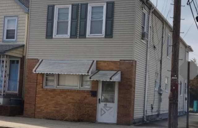 17 Anderson St - 17 Anderson Street, Raritan, NJ 08869