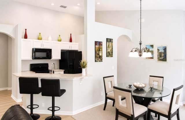 2520 DHARMA Circle Gallery 3