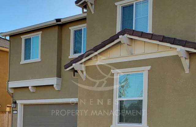 Gorgeous 4 bedroom 3 bath + Loft Rocklin Home Gallery 3