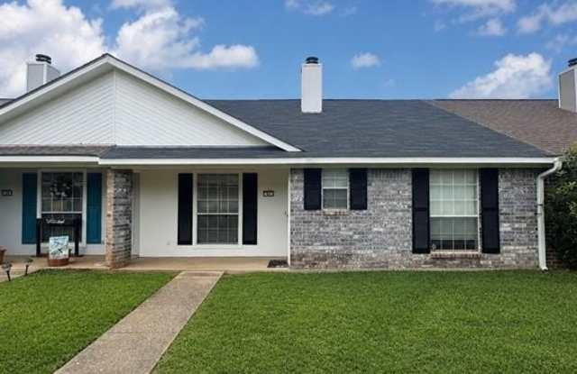 5005 Longstreet photos photos