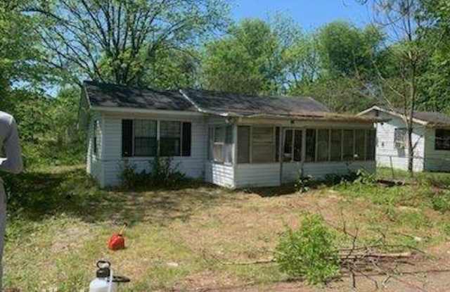 356 Farrell Lone Oak St - 356 Farrell Lone Oak Street, Farrell, MS 38614