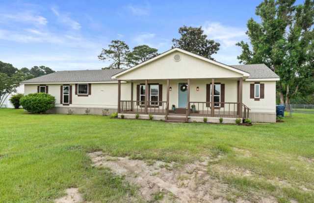 4747 Port Arthur Avenue - 4747 Port Arthur Avenue, Anacoco, LA 71403 4747 Port Arthur Avenue - 4747 Port Arthur Avenue, Anacoco, LA 71403