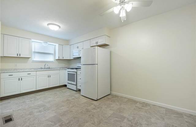 2 E Northwood Drive Gallery 4