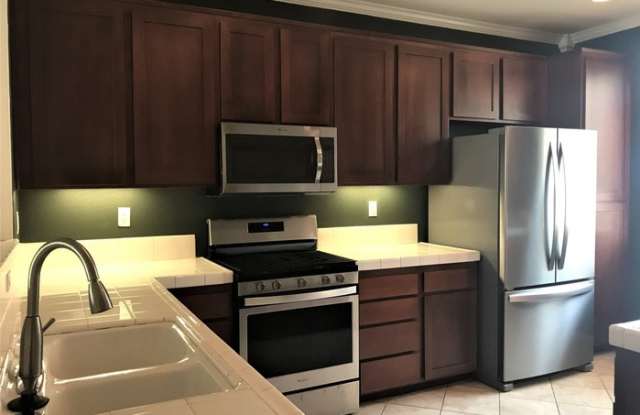 2703 White Pine Court Gallery 2