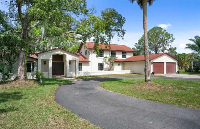8282 EARLWOOD AVENUE - 8282 Earlwood Avenue, Orange County, FL 32757