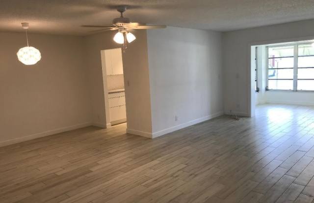 1387 HIGH POINT Way NW Gallery 2