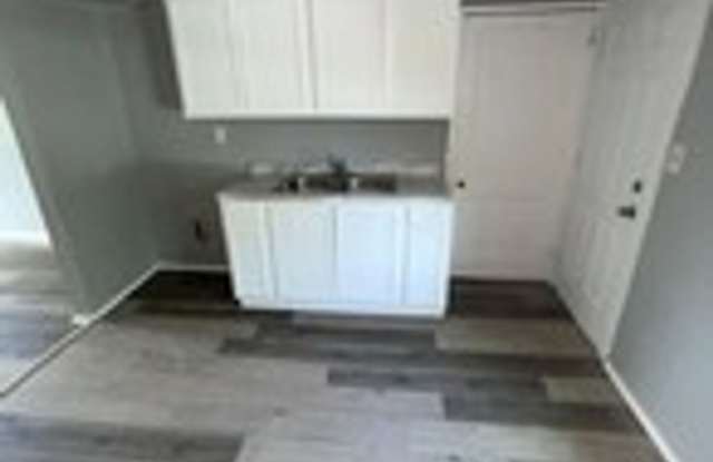 912 N Central Dr photos photos 912 N Central Dr photos photos