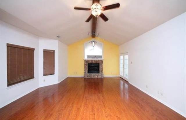 5836 Secrest Drive Gallery 3