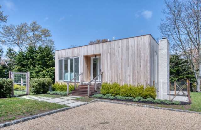 7 CADMUS RD Gallery 2