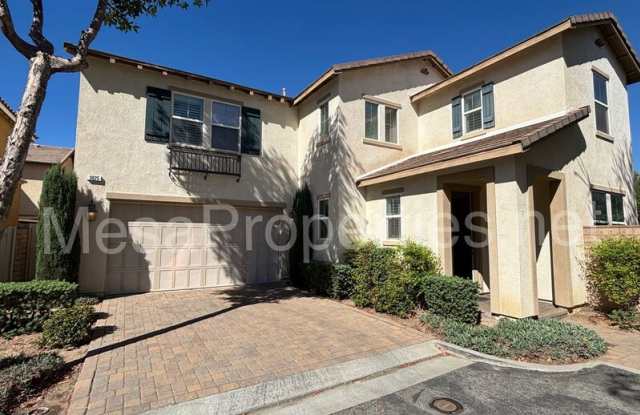 3025 E. Via Corvina Gallery 1
