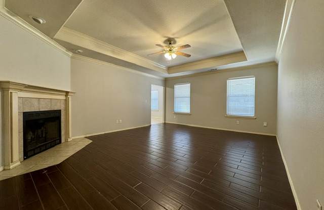 807 SW River Rock St Gallery 4
