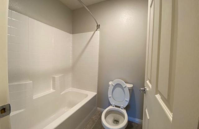 4 BED 2.5 BATH 2 CAR GARAGE, LARGE CORNER LOT, GATED COMMUNITY IN NORTH VEGAS. photos photos