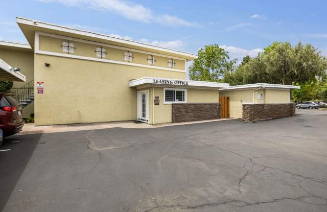 Coronado Apartments Gallery 3
