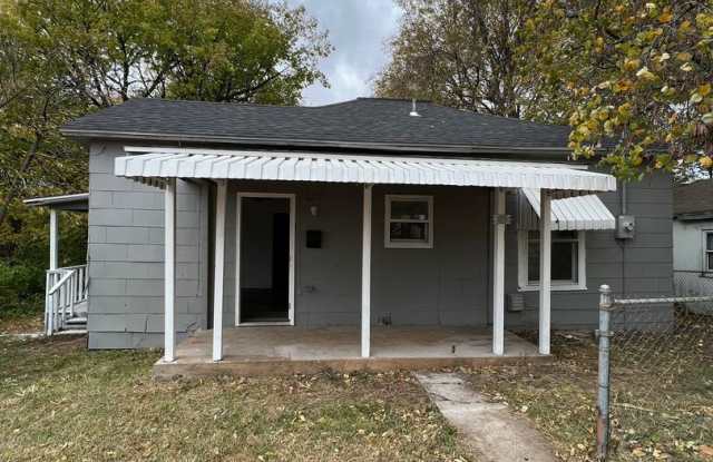 525 N Franklin - 525 North Franklin Avenue, Springfield, MO 65802