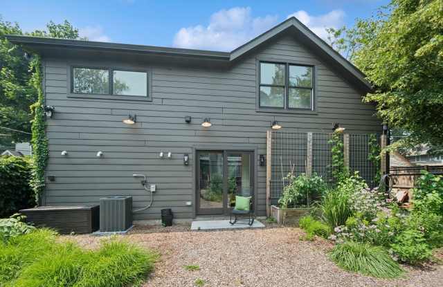 2034 Maple Avenue photos photos