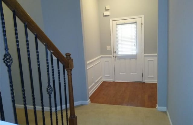 231 Greenview Lane Gallery 3