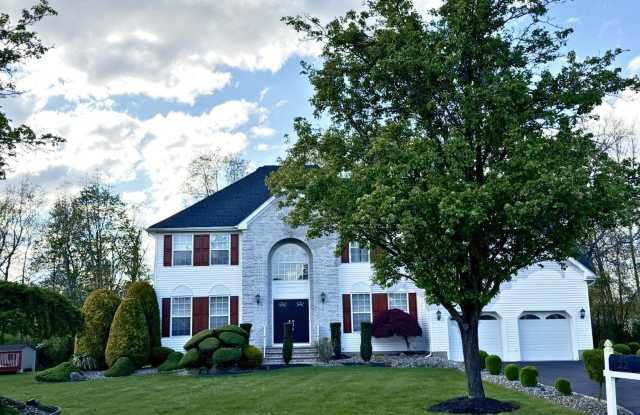 22 Arbutus Way photos photos