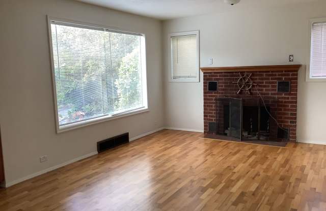 3 bedroom home in West Eugene - 741 East 24th Avenue, Eugene, OR 97405 3 bedroom home in West Eugene - 741 East 24th Avenue, Eugene, OR 97405