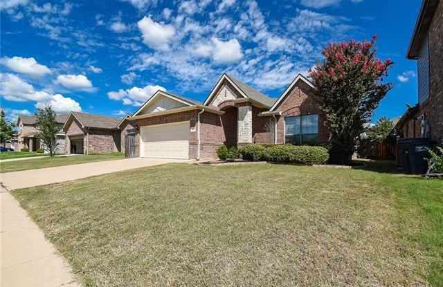 8508 Cumberland Gap Dr - 8508 Cumberland Gap Drive, Fort Worth, TX 76244