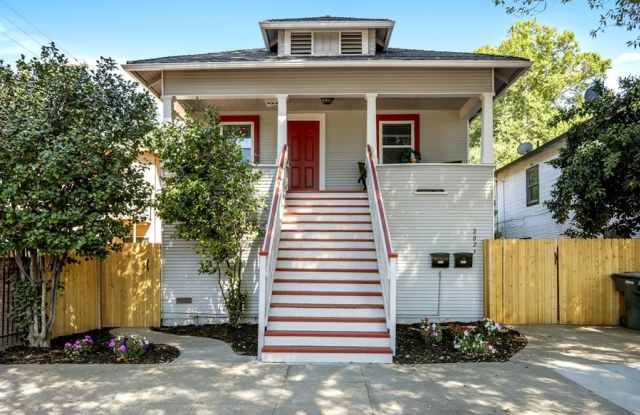 Beautiful 2 Bdrm, 1 Bath Downtown Sac Remodel! photos photos