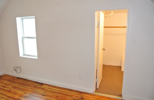 261 N Main St Gallery 2