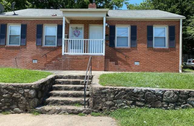 907 Bunn Terrace - 907 Bunn Terrace, Durham, NC 27703