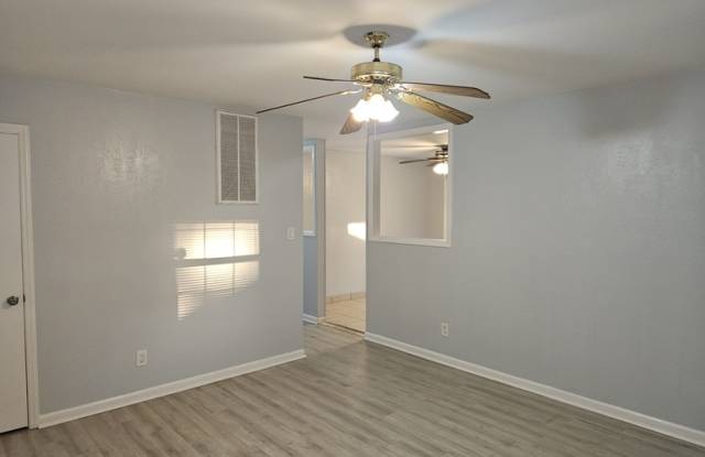 6033 Dahlgren Avenue Gallery 4