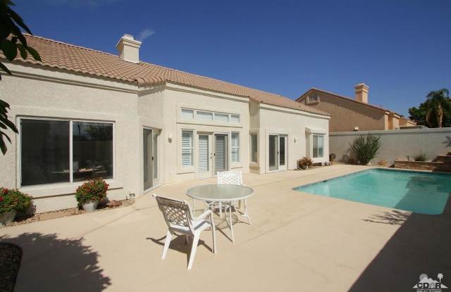 45390 Desert Eagle Court Gallery 2