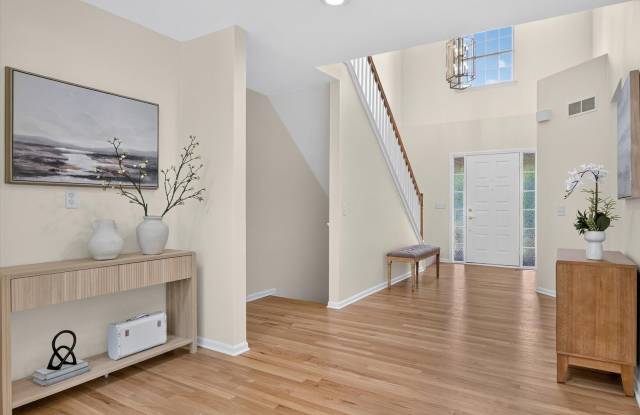 4905 Ravine Court Gallery 4