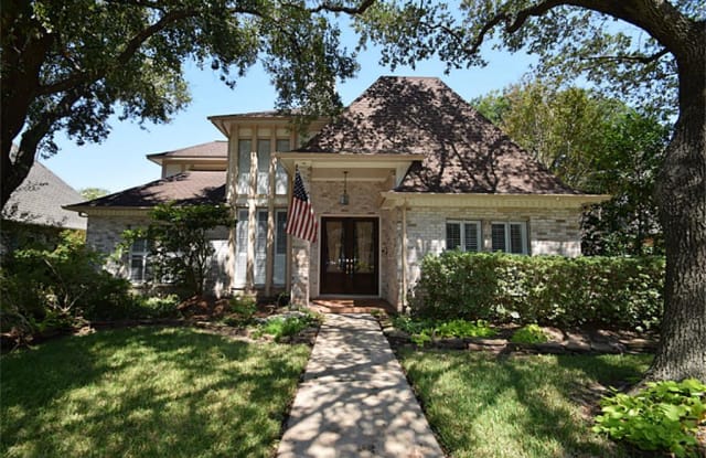 1015 Mockingbird Way - 1015 Mockingbird Way, Sugar Land, TX 77478
