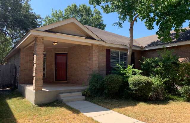 LOVELY 3 BEDROOM HOME IN PHEASANT RIDGE FEATURING ISLAND KITCHEN***NEISD Gallery 2