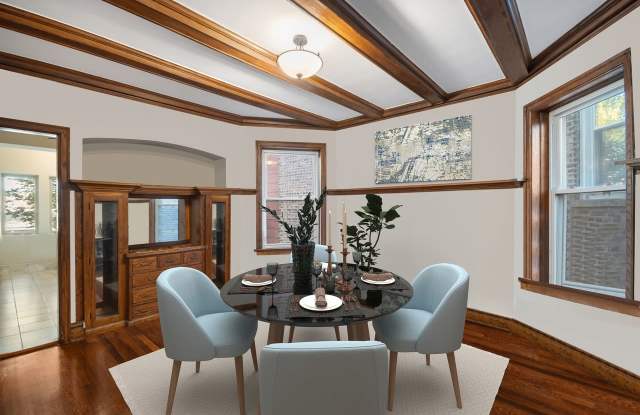 6025 South Saint Lawrence Avenue Gallery 1