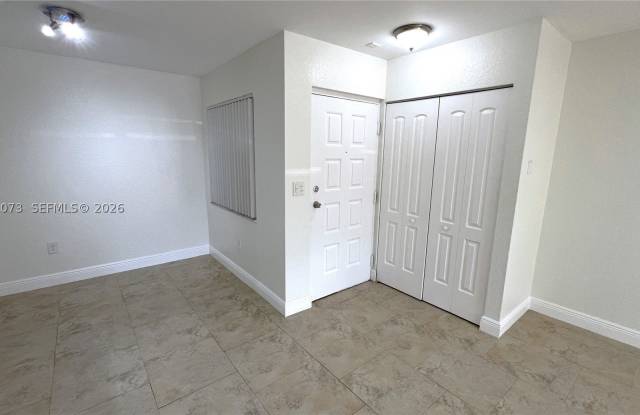 2841 N Oakland Forest Dr Gallery 3