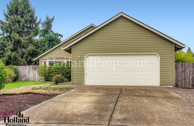 Charming Single-Level Tigard Home with Modern Comforts photos photos