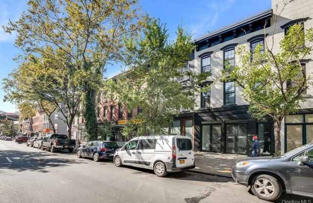 534 Court Street photos photos