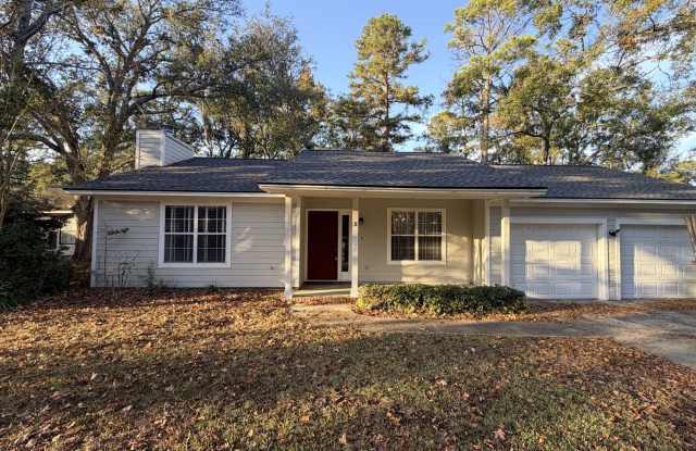 Nice 3BD/2B Home in New Wood Valley photos photos