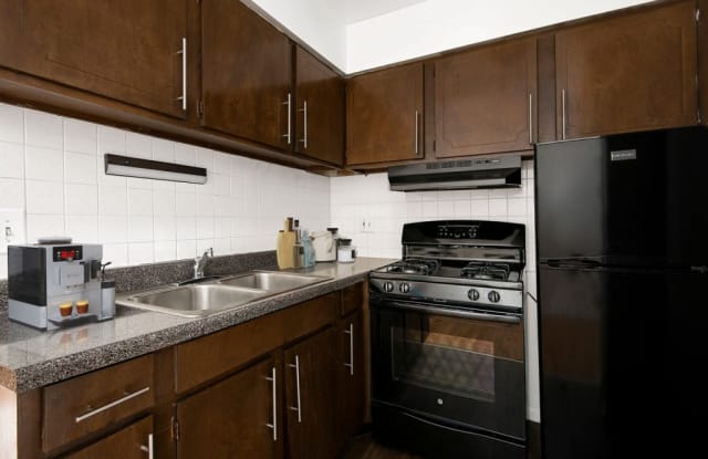 455 West Wellington photos photos